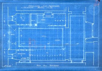 <p>Plattegrond van de hall uit 1907. De trappen zijn tegen de wanden geplaatst zodat er ruimte overblijft voor de verblijfsfuncties zoals bankjes en een schouw (Gelders Archief, 3027). </p>

